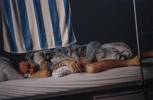 杨沛铿，《酣 睡床（法兰克福旅馆1）》，2014年