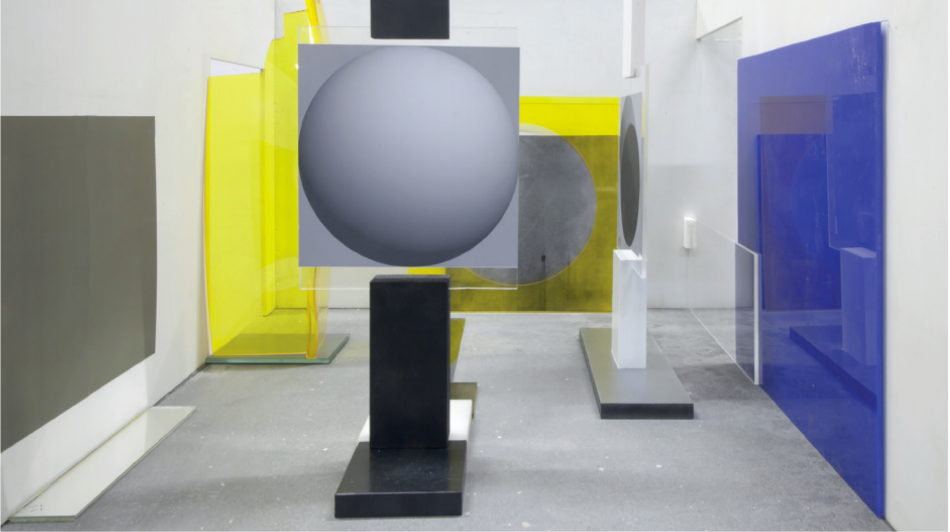 刘韡，《无题》，2015年，镜子，木头，钢，塑料，玻璃，颜料，尺寸可变