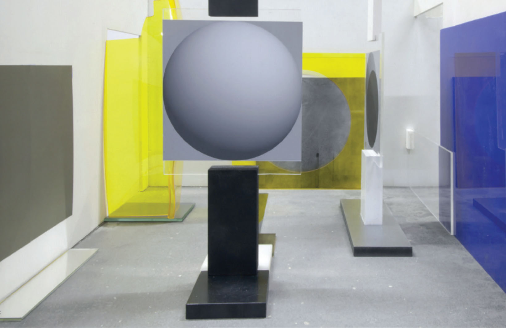 刘韡,《无题》, 2015年, 镜子，木头，钢，塑料，玻璃，颜料, 尺寸可变